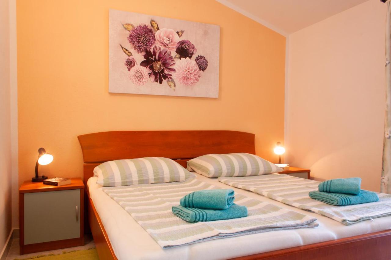 MARCEL Apartment mit Meerblick Trogir Buitenkant foto